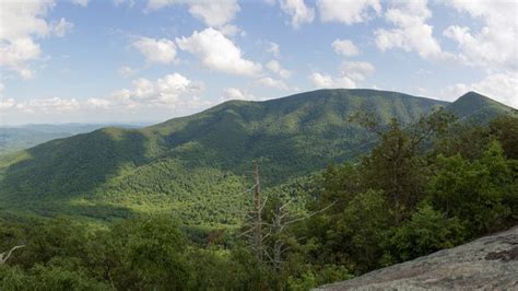 Discover Photos Of The Most Scenic Mountains In Virginia