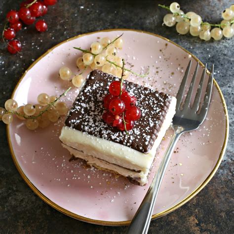 Hungry Couple No Bake Chocolate Cookie Cheesecake