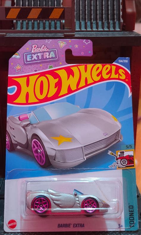 Hot Wheels Barbie Extra Tooned Hobbies Toys Toys Games On Carousell