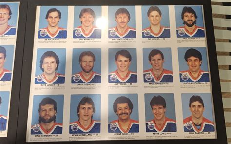 Red Rooster Edmonton Oilers Uncut Sheet With Wayne Gretzky In