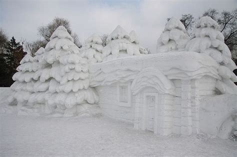 Awesome snow sculptures - 53 Pics | Curious, Funny Photos / Pictures