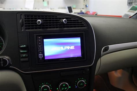 Autoradio Gps Alpine Saab 9 3 Cab Avec Reprises Commande Au Volant Et