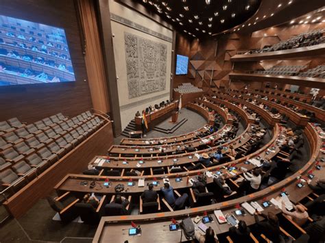 Diputados Reanudan Sesión Por Créditos Y Leyes Anti Prórroga El Mundo Diario Lider En