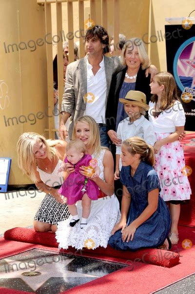 Photos and Pictures - Cameron Diaz and family at the Ceremony honoring Cameron Diaz with a Star ...