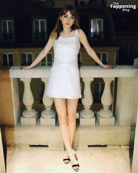 Emilia Jones Nude Sexy Collection Photos TheFappening