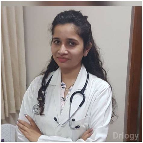 Dr Sneha Sood Dermatologist Indira Nagar Bangalore Drlogy