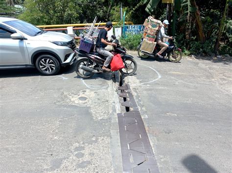 Plat Besi Penghubung Jembatan Beranta Citeureup Raib Digondol Pencuri