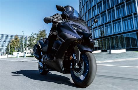 【最強最速のスクーター】ヤマハ「TMAX560」の新モデルは“細マッチョ”に進化!? | 【公式】モノマックス（MonoMax）｜付録、カバン ...