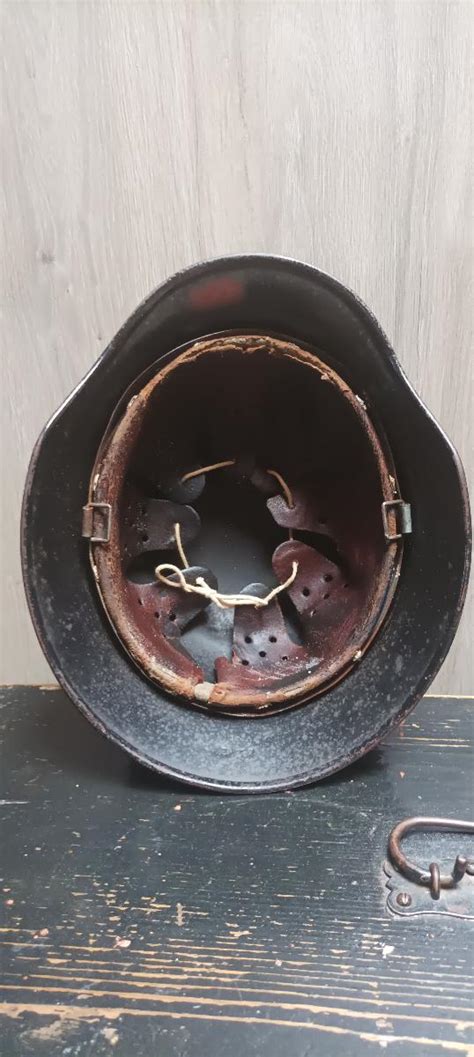 Helma Přilba Stahlhelm M 40 černá originál vnitřek Aukro