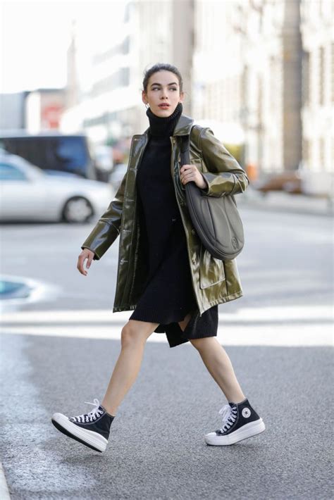 Top 70 Imagen Outfit Zapatillas Negras Con Plataforma Abzlocal Mx