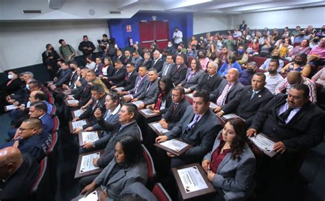 Se gradúan 47 oficiales de la Licenciatura en Seguridad Pública