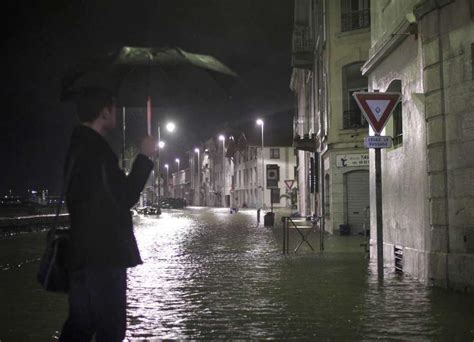 Inondations Au Pays Basque Le Petit Bayonne A Bu La Tasse