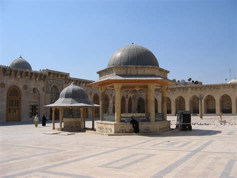 File:Omayad Mosque of Aleppo Syria.jpg - Wikimedia Commons