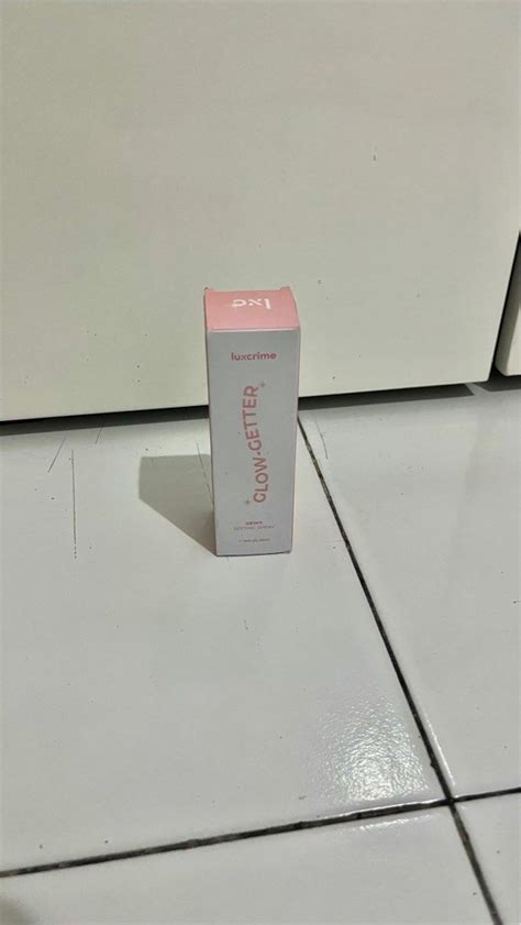 Luxcrime Glow Getter Dewy Setting Spray On Carousell