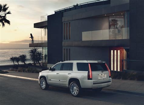 Cadillac Escalade Features Specs And Pricing Auto Zonic