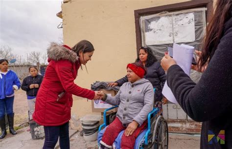 Entrega Miriam Soto Apoyos Alimentarios Y Cobijas A Adultos Mayores