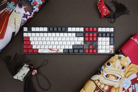 Купить keyboard Varmilo MA108M V2 Peking Opera EC Sakura V2 ...