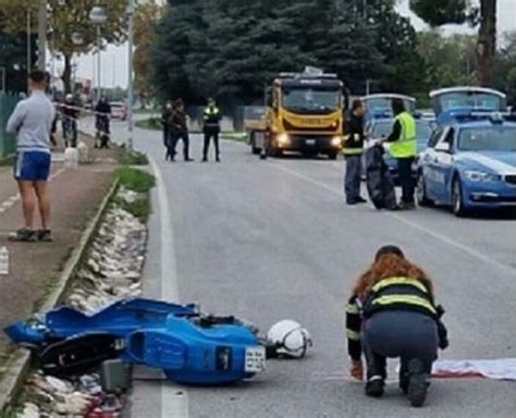 Castelfranco Veneto Tragico Incidente Stradale Morto Enne