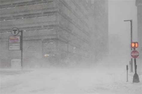 Las impresionantes imágenes de la histórica tormenta de nieve que