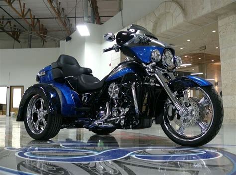 Harley Davidson Custom Tri glide | Harley davidson, Harley, Davidson