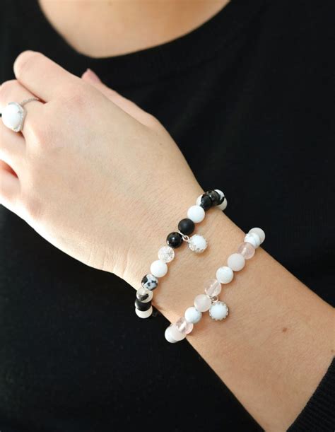 Bracelet Pierres Semi Précieuses et Perle Lait Maternel La Joie En Rose