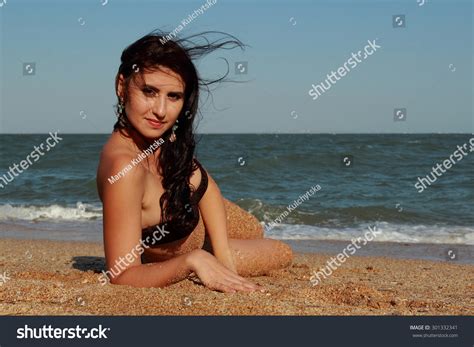 Sexy Young Caucasian Female Model Bikini ภาพสตอก แกไขตอนน