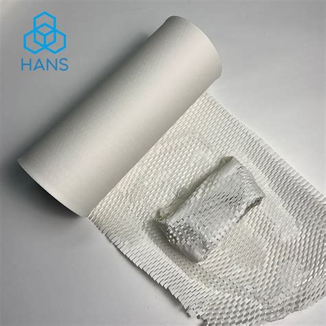 White Honeycomb Packing Paper Eco Friendly Cushioning Wrap Roll For