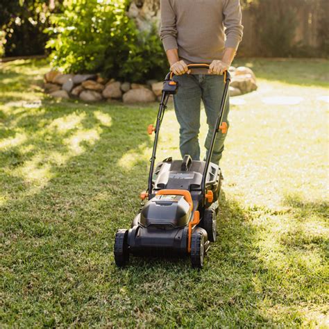 Worx Wg934 Power Share™ 2x20v 2 In 1 Combo Kit Wg779 40v Cordless Mower 14 In Wg1639 20v