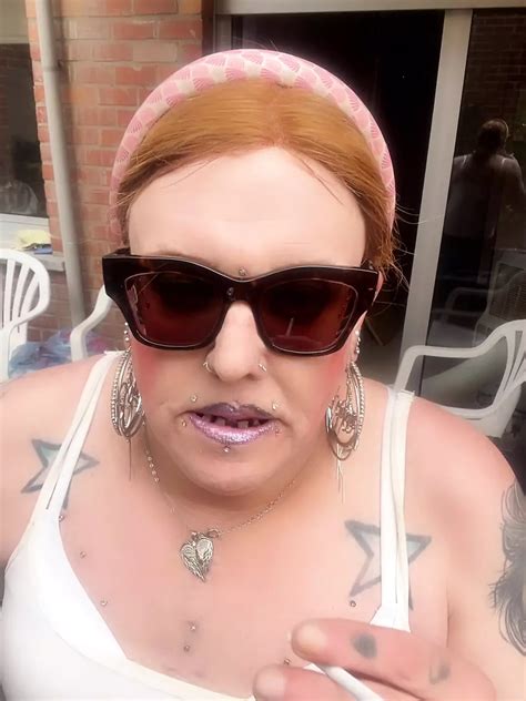 TS Stefanie Smoking Belgian Shemale Amateur Amateur Porn XHamster