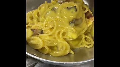 Spaghetti Alla Carbonara Youtube