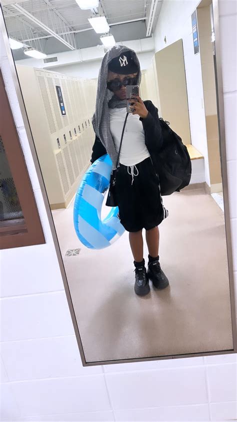 do y’all like my yeat costume : r/yeat_