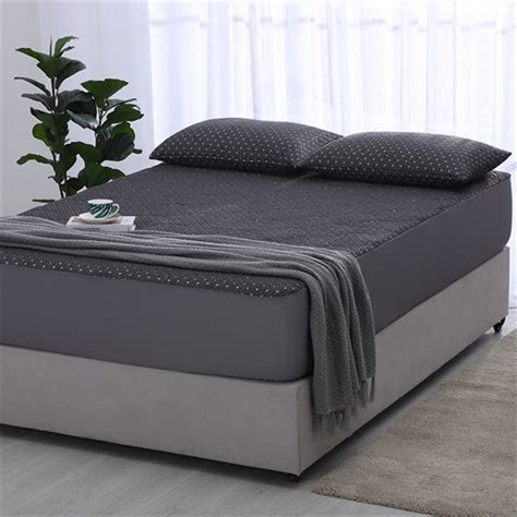 Mattress Protector Manufacturer & Supplier | JHT