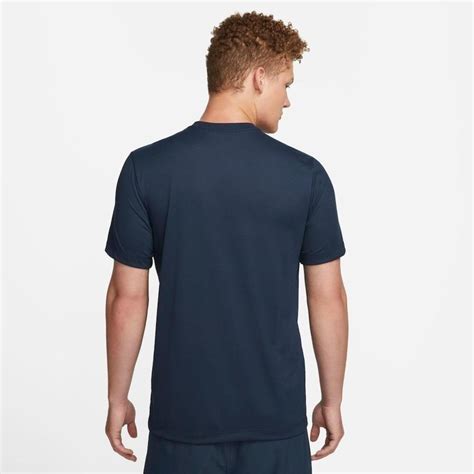 Camiseta Nike Dri Fit Legend Reset Masculina Centauro