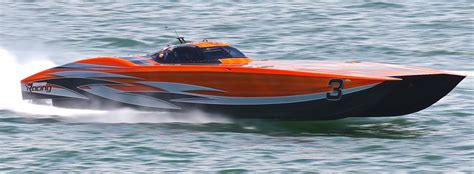 Offshore Powerboat Racing - boats.com