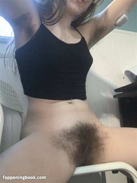 Hairy Women Pearlygirly06 Nude OnlyFans Leaks Fappening Page 57