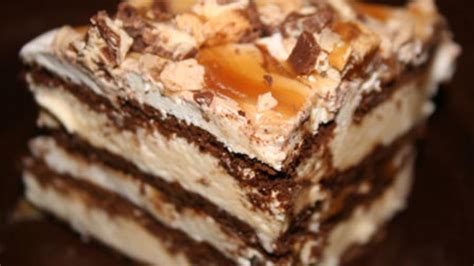 Layered Ice Cream Candy Cake! Recipe - Food.com