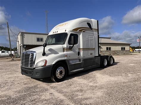 Freightliner Cascadia 125 Evolution Trucks For Sale