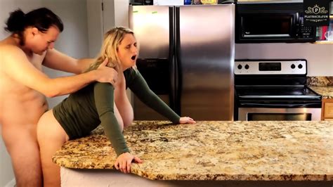 Hot Porn 2025 Swinging Tits Mature MILF Gets Hard Fuck On The Kitchen