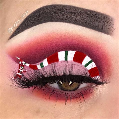 Christmas Eye Makeup Candy Cane Inspired Eyeliner Christmas Eye