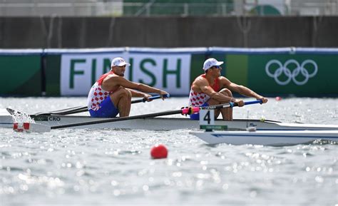 Olympics-Rowing-Croatia, New Zealand triumph in pairs; Ireland, Italy ...