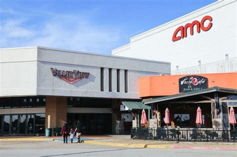 Black Friday at the Nearly Abandoned Valley View Mall - D Magazine