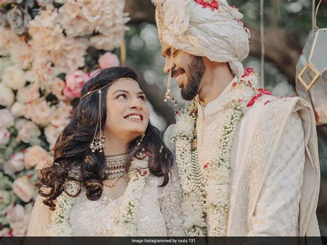 Csk Star Ruturaj Gaikwad Ties The Knot With Utkarsha Pawar Cricfit