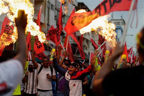 Sabe usted por qué las protestas en Panamá están que arden La Teja