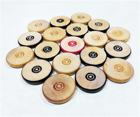 Wooden Carrom Coin Set With Carrom Striker And Carrom Powder