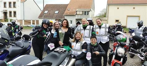 Forbach Desseins Pour La Vie Aux C T S Des Motards Dune Rose