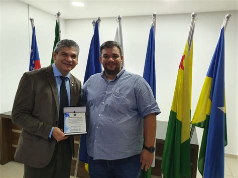 Professor Titular Da Ufam é Homenageado No Conselho Regional De