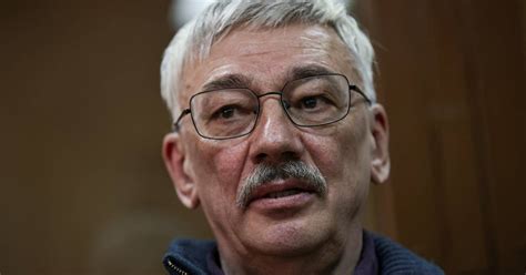 Le Dissident Russe Oleg Orlov Condamné à La Prison Pour Ses