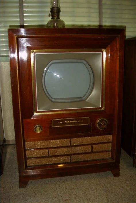 426 best images about Antique TV and Radio on Pinterest