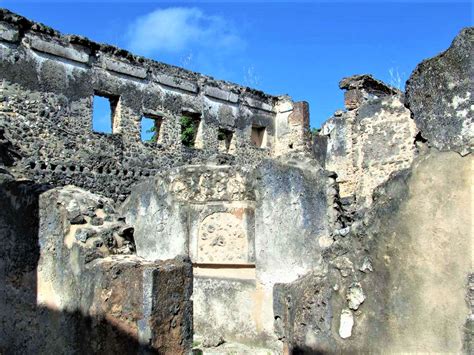 5-five-5: Ruins of Kilwa Kisiwani and Ruins of Songo Mnara - Tanzania