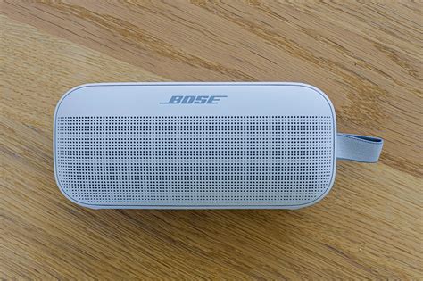 Bose SoundLink Flex Review: This Tough Speaker Floats, But Does It Sound Any Good?